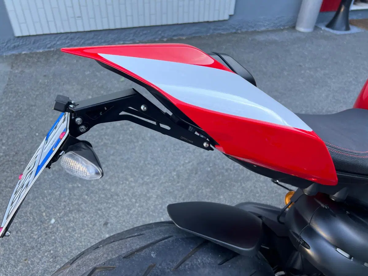 Ducati Streetfighter V4 1100 (2020) (12)