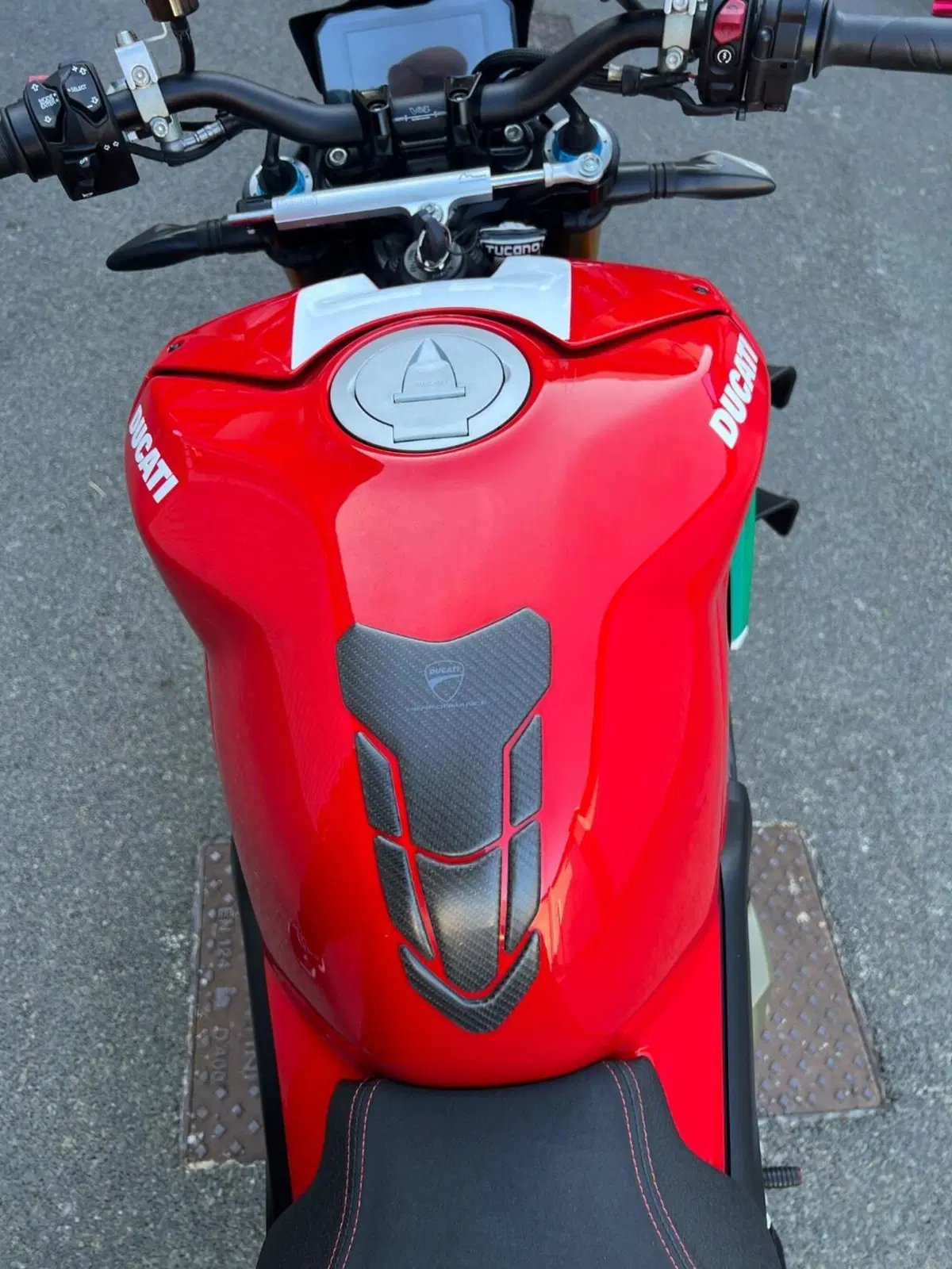 Ducati Streetfighter V4 1100 (2020) (8)
