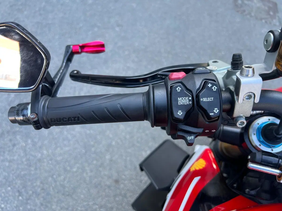 Ducati Streetfighter V4 1100 (2020) (13)