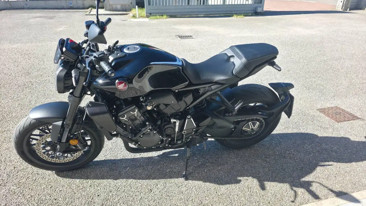Honda CB 1000 R Black Edition (2021 - 25) (4)