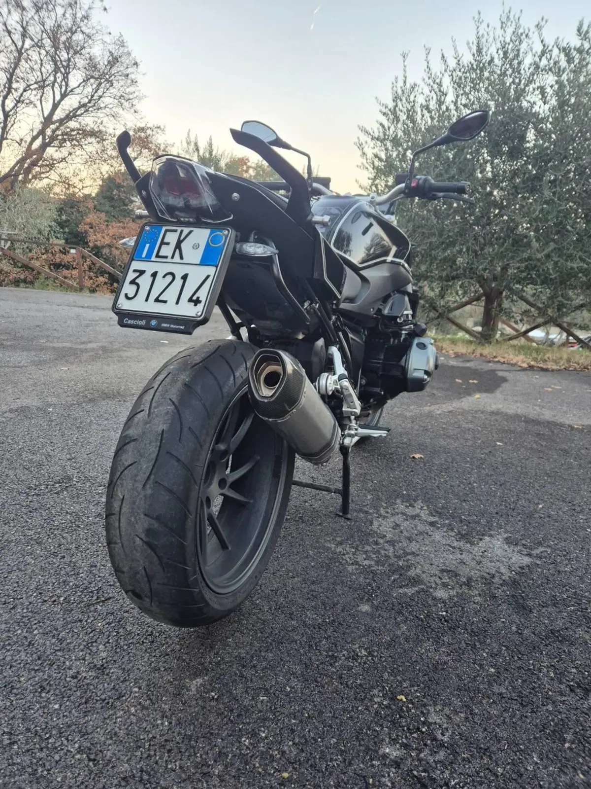 Bmw R 1200 R Black Edition (2017 - 18) (3)