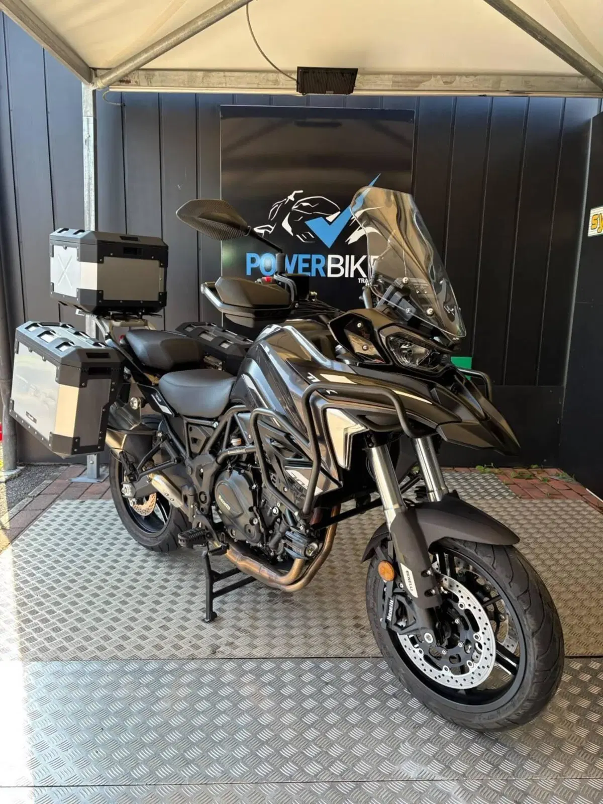 Benelli TRK 702 (2023 - 25) (2)