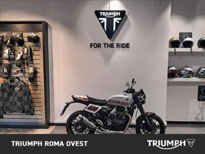 Triumph Tracker 400 (2026) usata