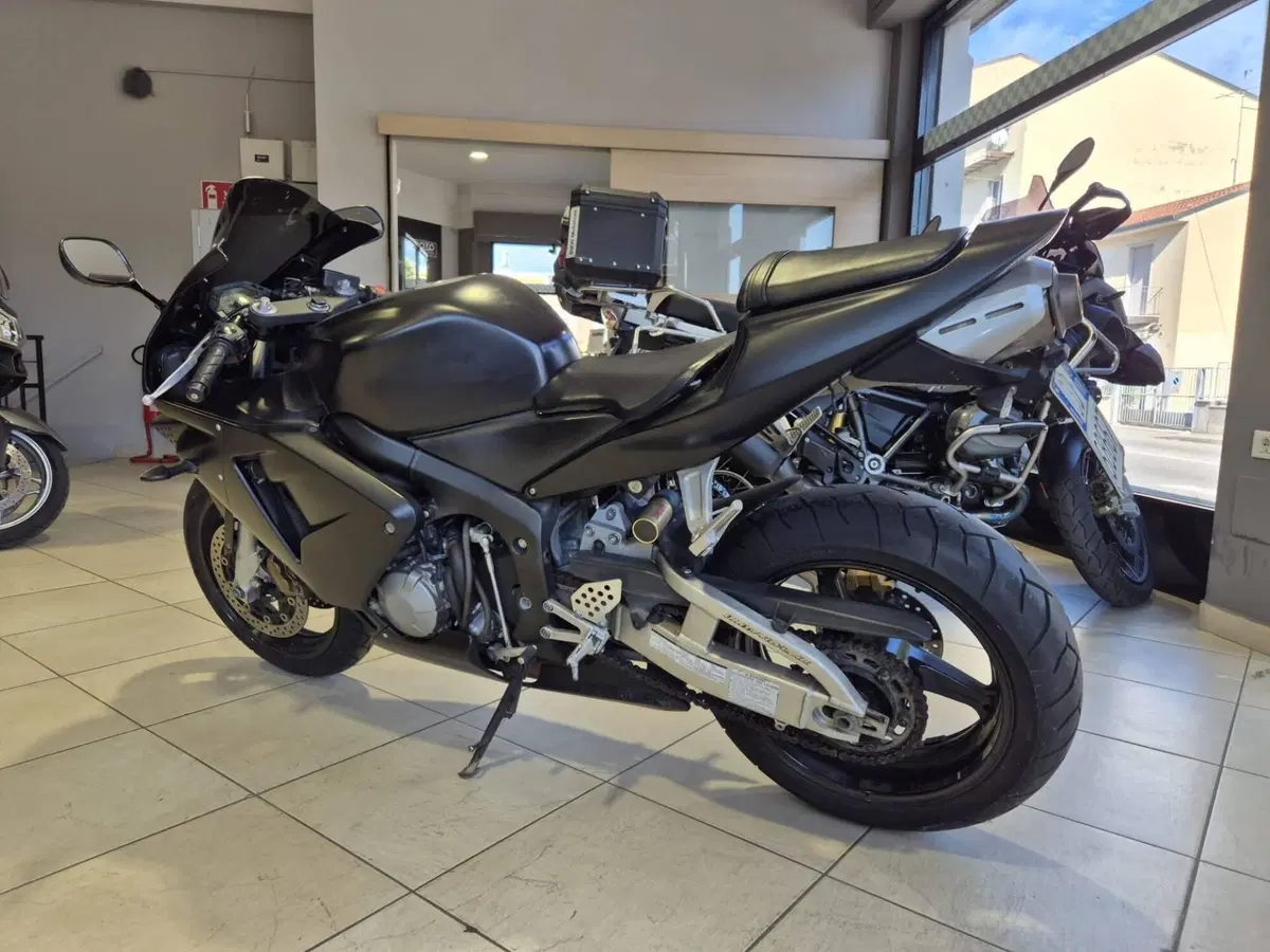 Honda CBR 600 RR (2003 - 04) (7)