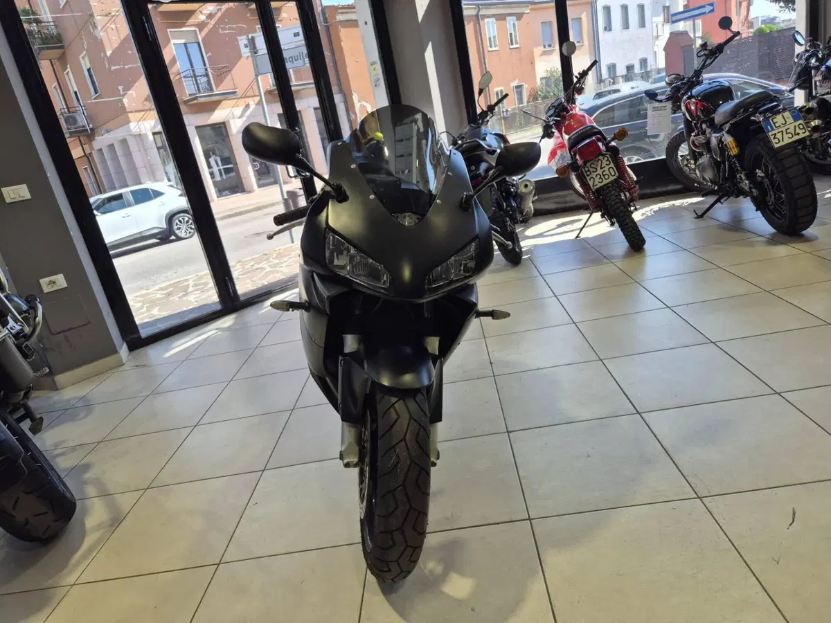 Honda CBR 600 RR (2003 - 04) (10)