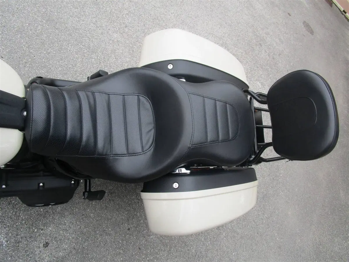 Harley-Davidson Low Rider ST (2022 - 24) (8)