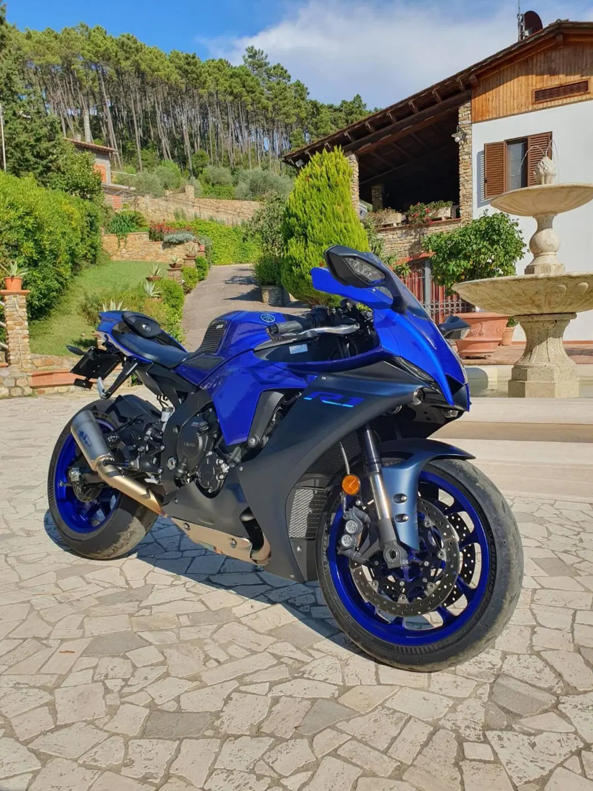 Yamaha YZF R1 (2020 - 25) (3)
