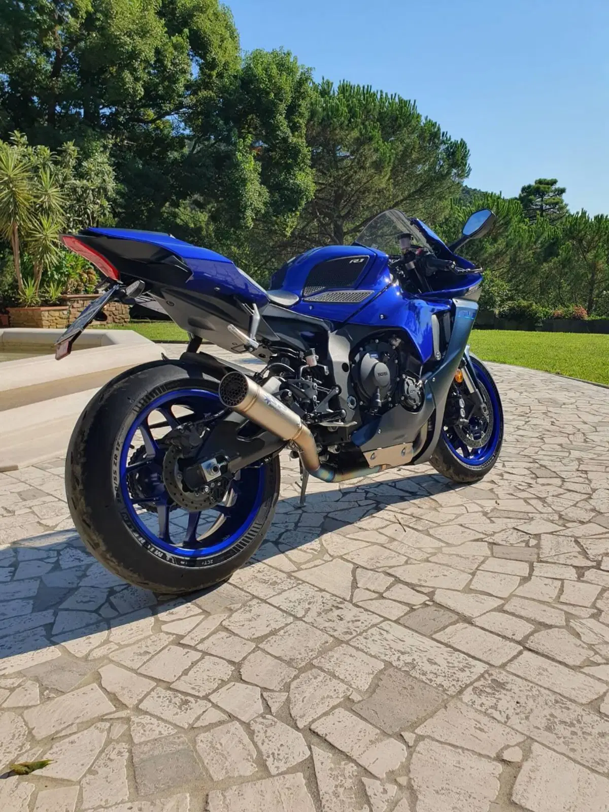 Yamaha YZF R1 (2020 - 25) (4)