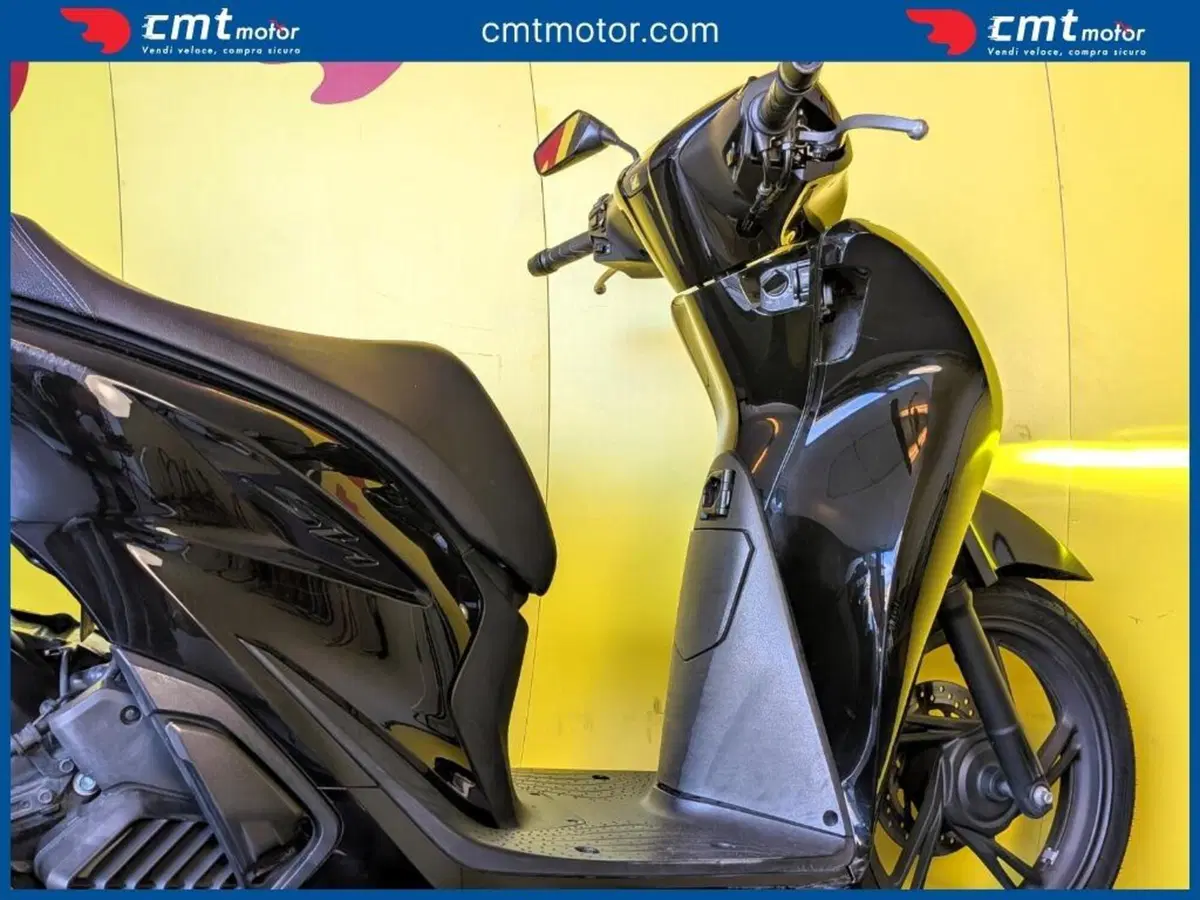 Honda SH 125i (2024 - 25) (8)