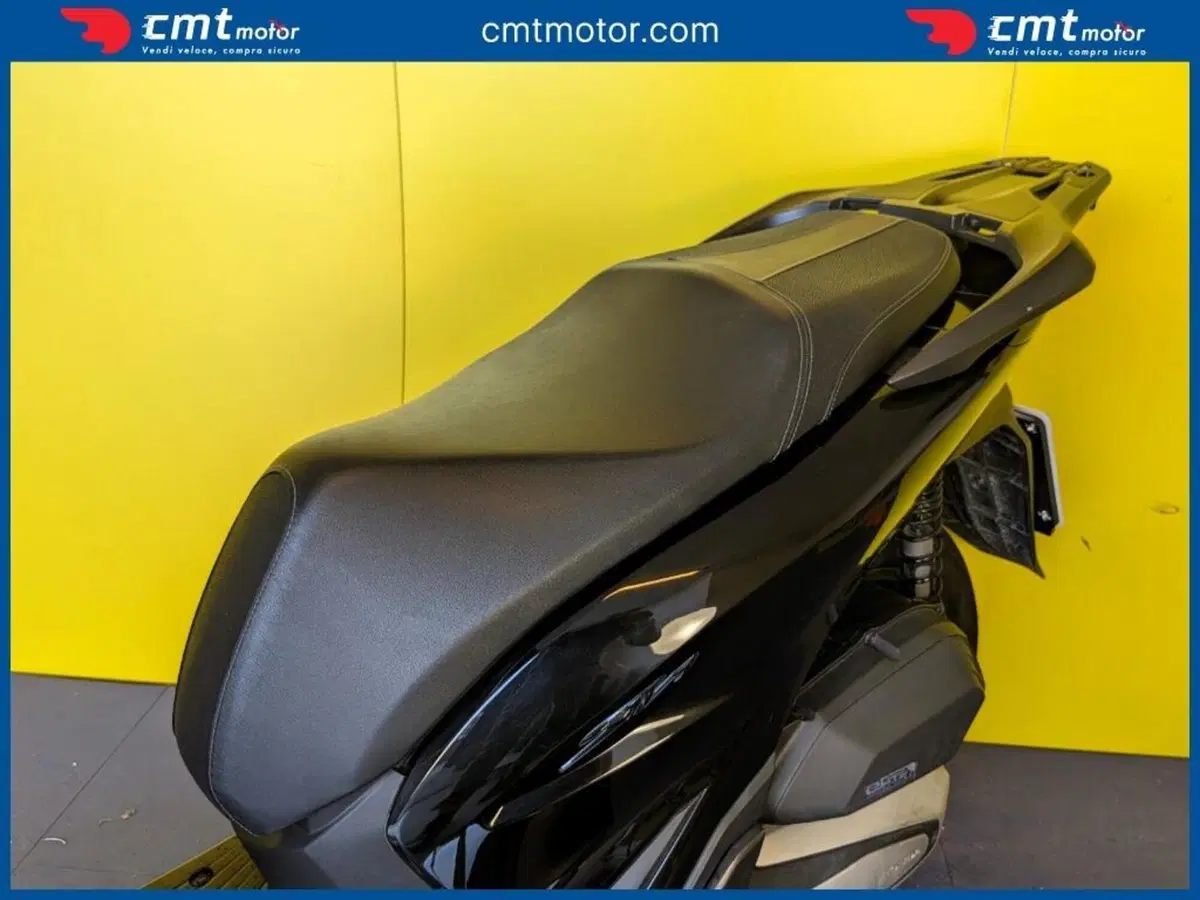 Honda SH 125i (2024 - 25) (9)