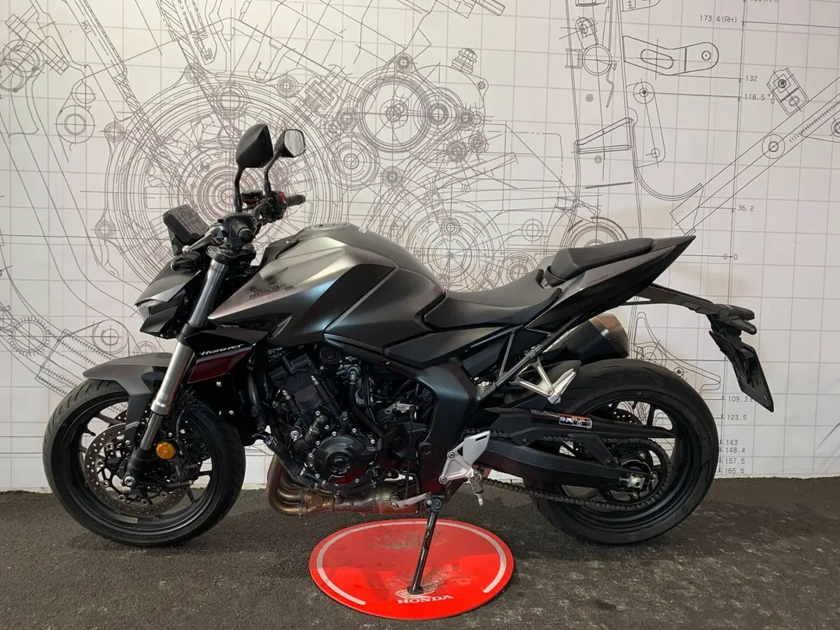 Honda CB 1000 Hornet (2025 - 26) (2)