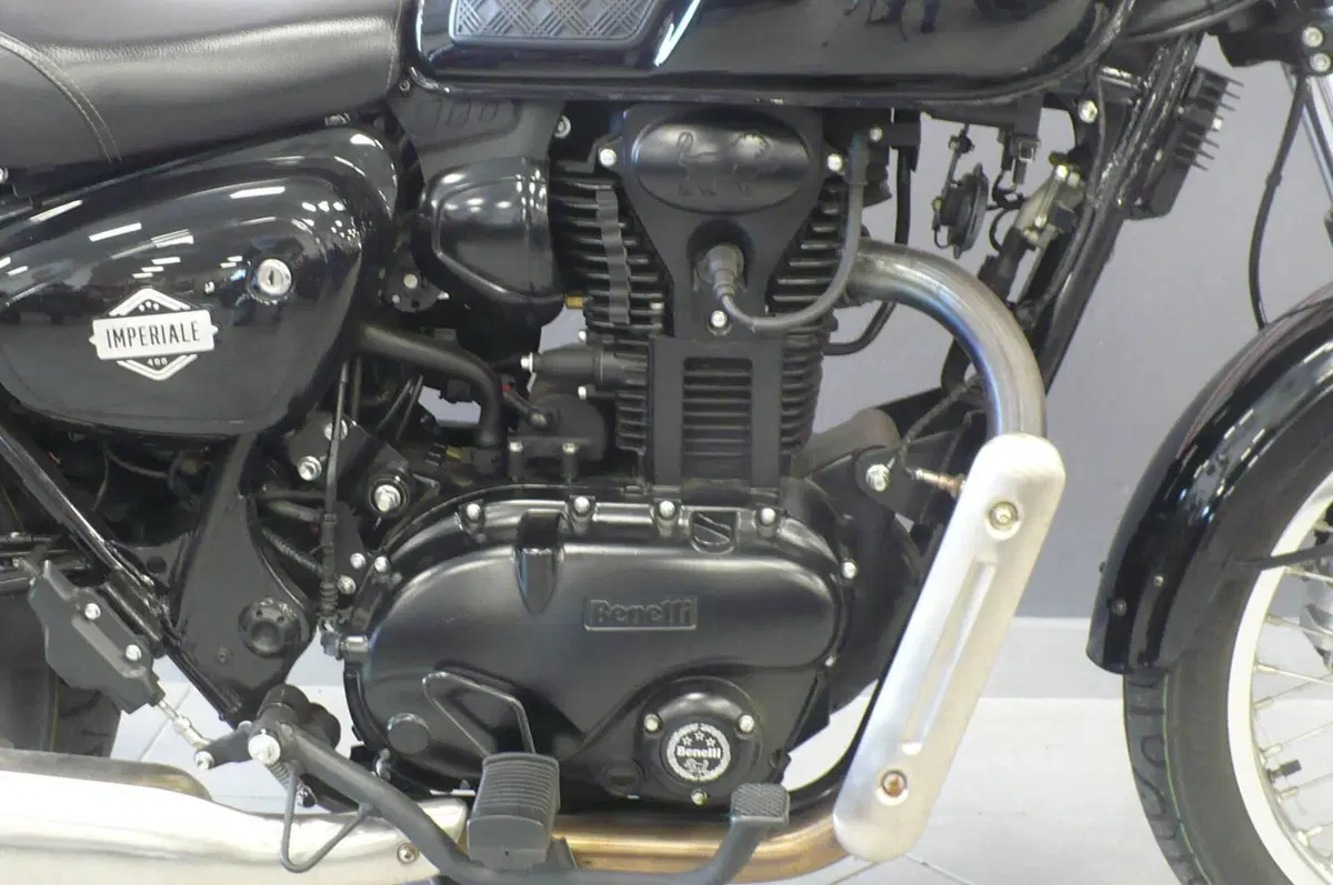 Benelli Imperiale 400 (2021 - 25) (9)
