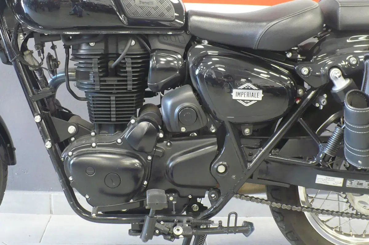 Benelli Imperiale 400 (2021 - 25) (10)