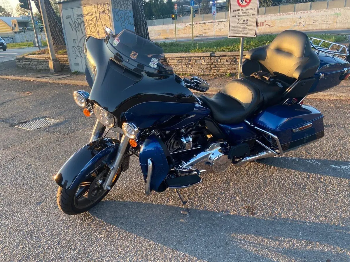 Harley-Davidson 114 Electra Glide Ultra Limited (2021 - 22) - FLHTK (3)