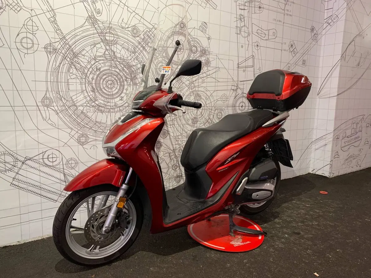 Honda SH 150i (2020 - 23) (4)