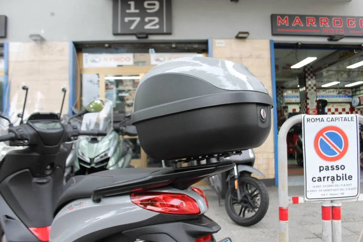 Piaggio Medley 150 S ABS (2020) (7)