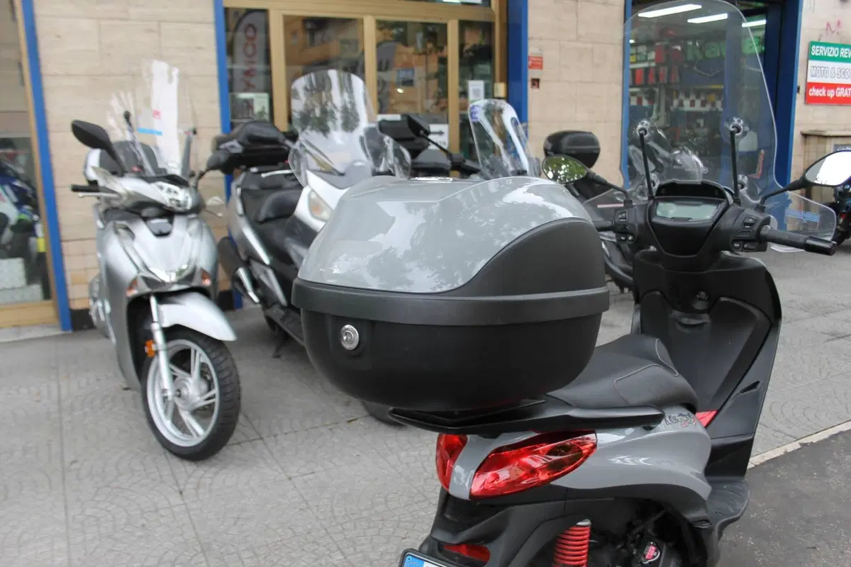 Piaggio Medley 150 (2020) (6)