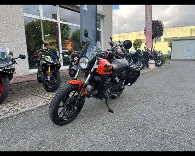 Ducati Scrambler 400 Sixty 2 (2016 - 21) usata