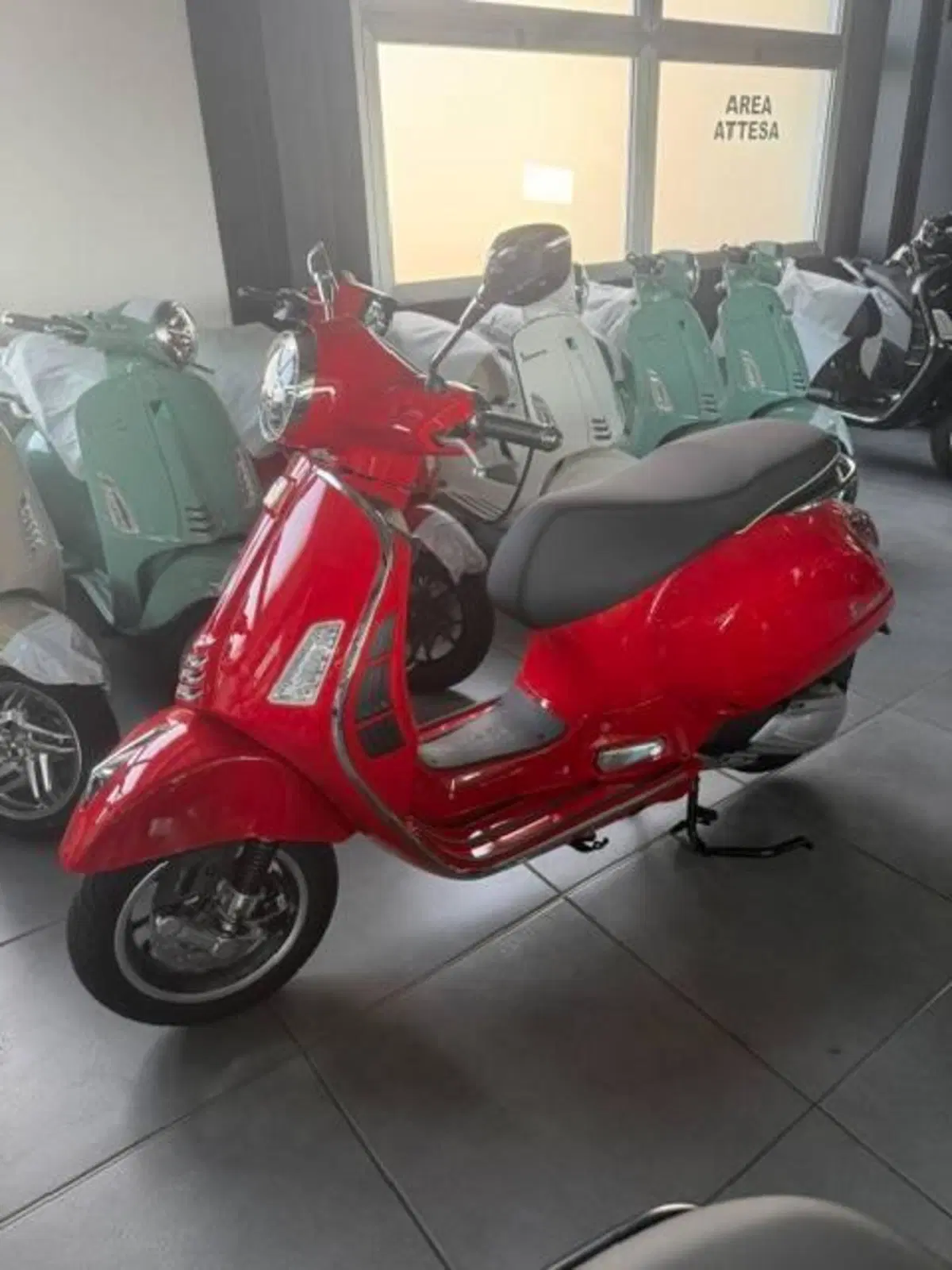 Vespa GTS 310 Super (2025 - 26) (3)