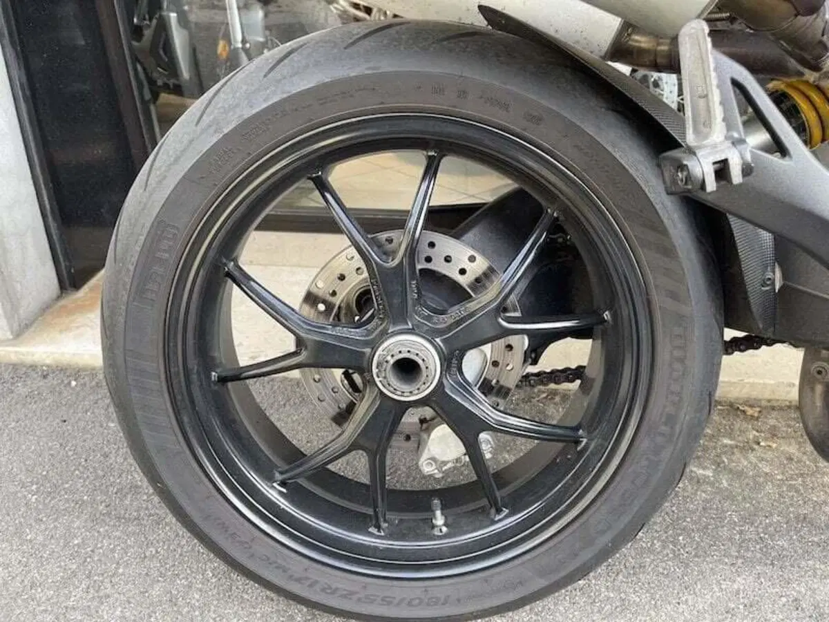 Ducati Monster 796 (2010 - 13) (2)