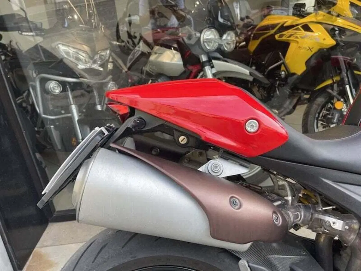 Ducati Monster 796 (2010 - 13) (4)