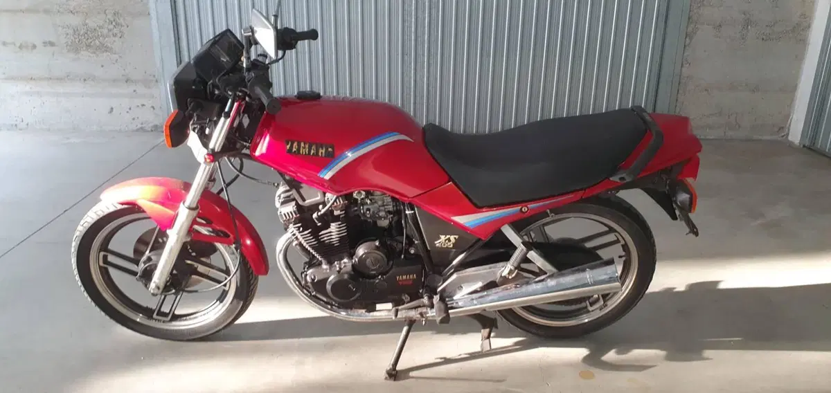 Yamaha Xs400 (3)