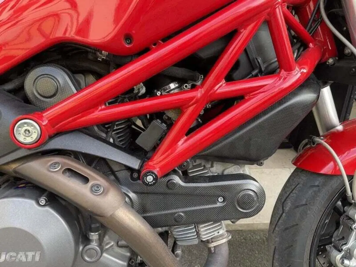 Ducati Monster 796 (2010 - 13) (8)