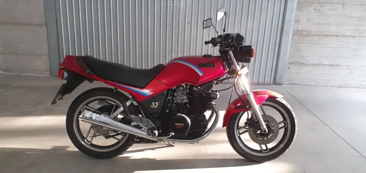 Yamaha Xs400 (4)