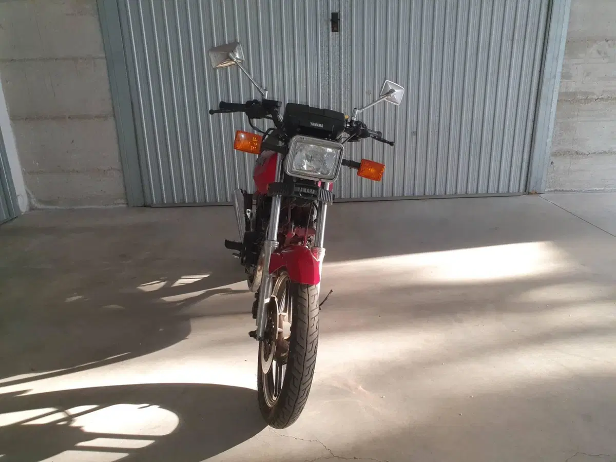 Yamaha Xs400 (6)