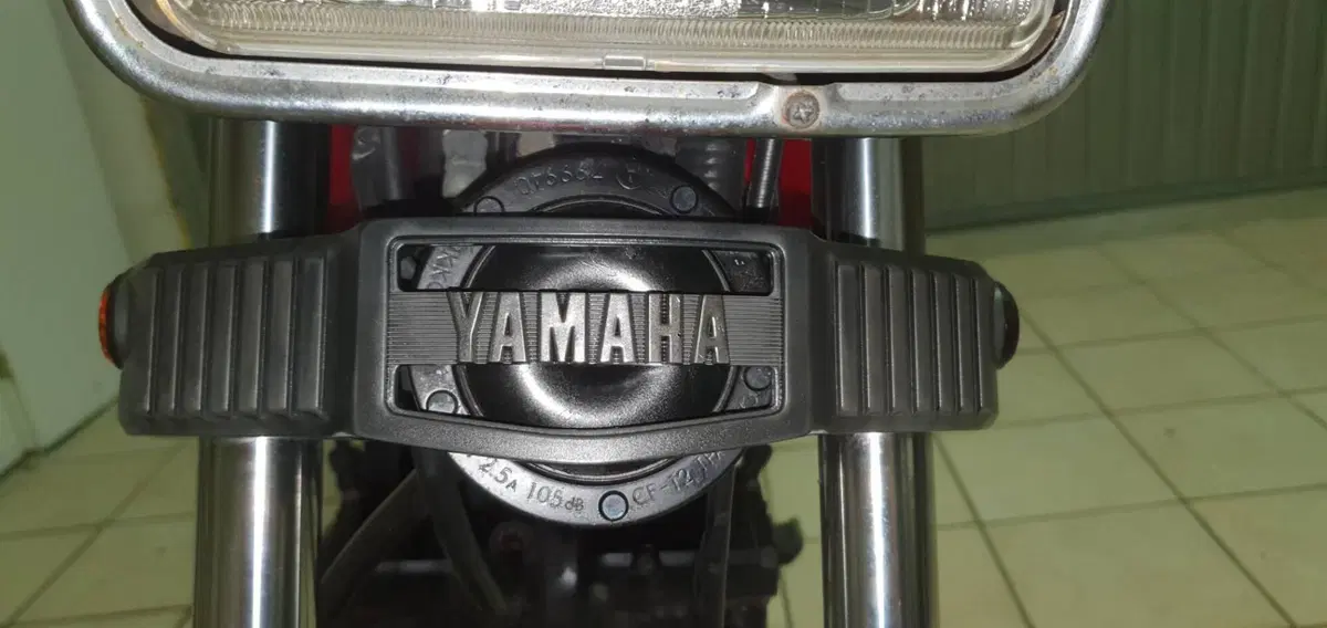 Yamaha Xs400 (11)
