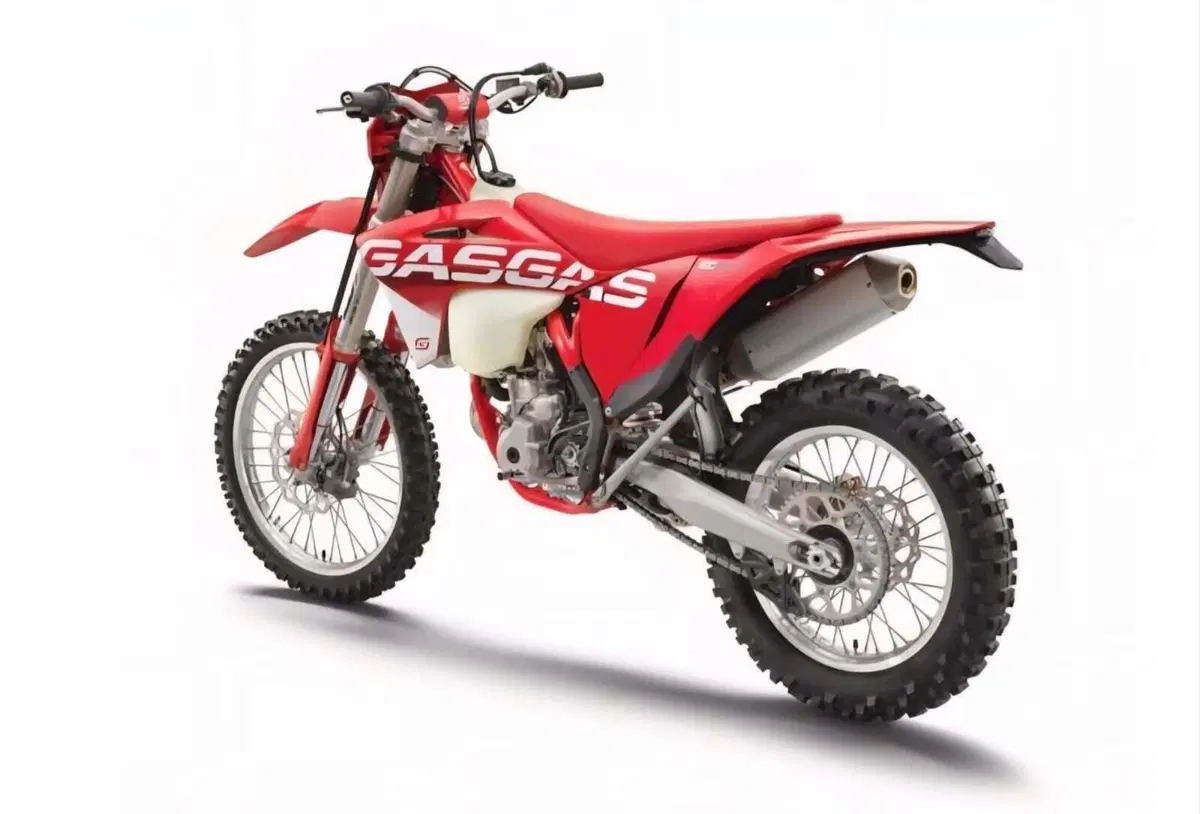 GASGAS EC 250 F (2024) (4)