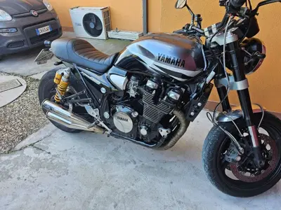 Yamaha XJR 1300 (2002 - 06) usata