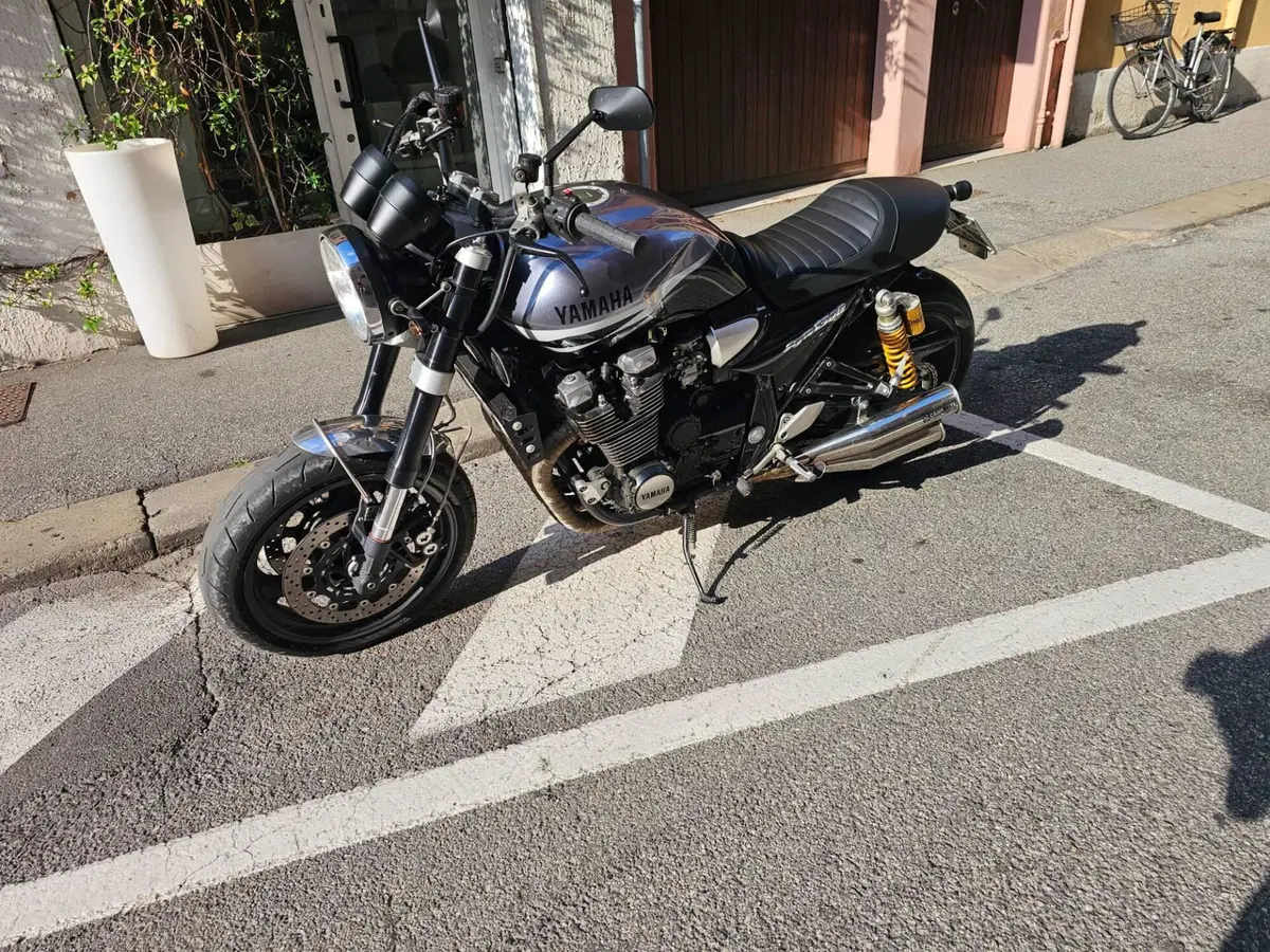 Yamaha XJR 1300 (2002 - 06) (8)