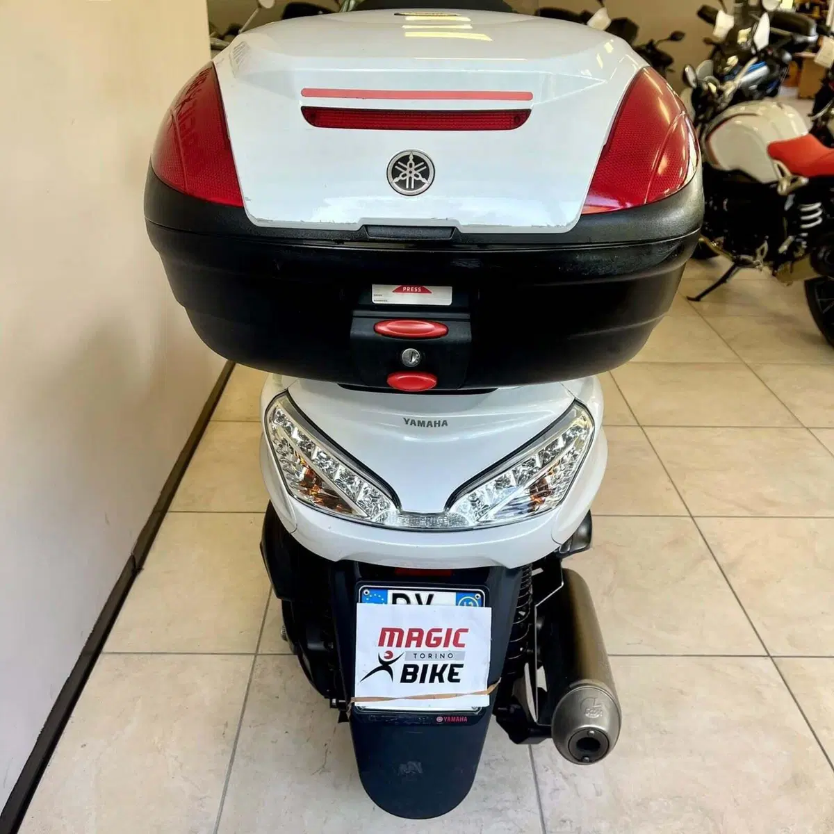 Yamaha Majesty 400 (2009 - 14) (10)