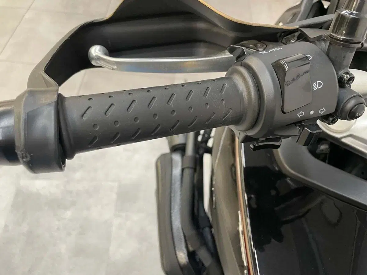 Voge Valico 500DSX (2021 - 24) (6)