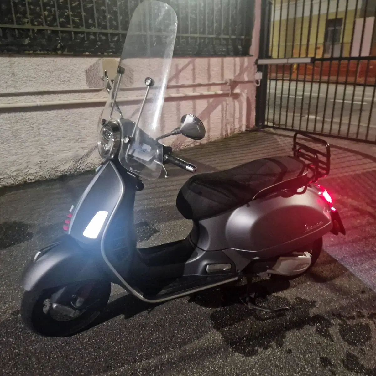 Vespa GTS 300 Super Sport Hpe (2021 - 22)