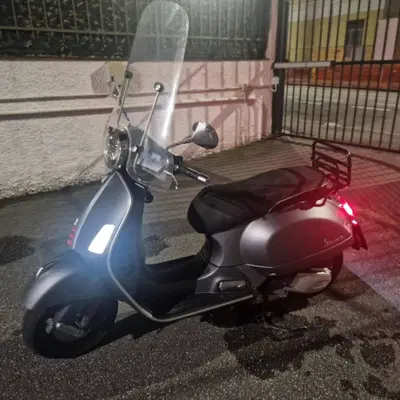Vespa GTS 300 Super Sport Hpe (2021 - 22) usata