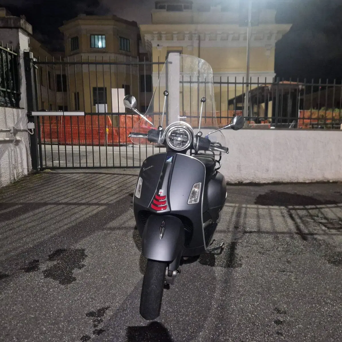 Vespa GTS 300 Super Sport Hpe (2021 - 22) (7)
