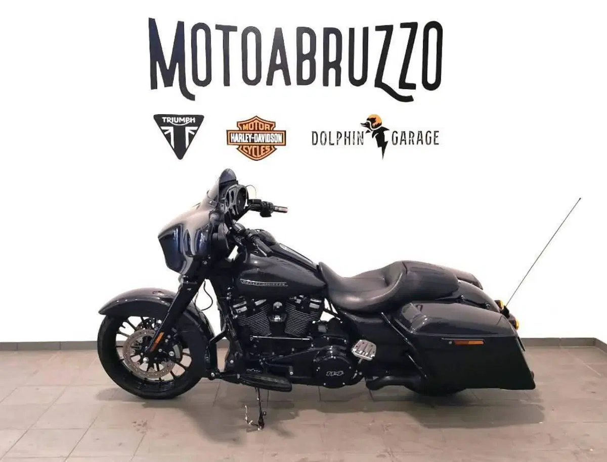 Harley-Davidson 114 Street Glide Special (2019 - 20) - FLHXS (7)