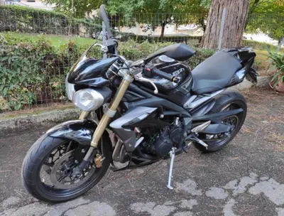 Triumph Street Triple (2013) usata
