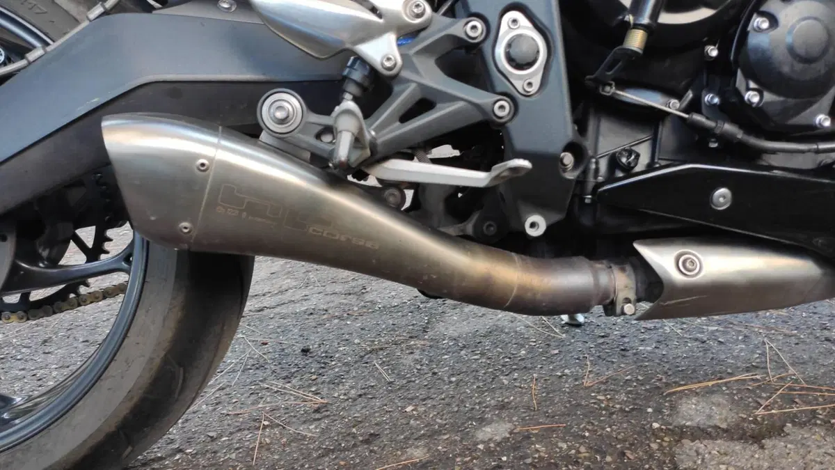 Triumph Street Triple (2013) (10)