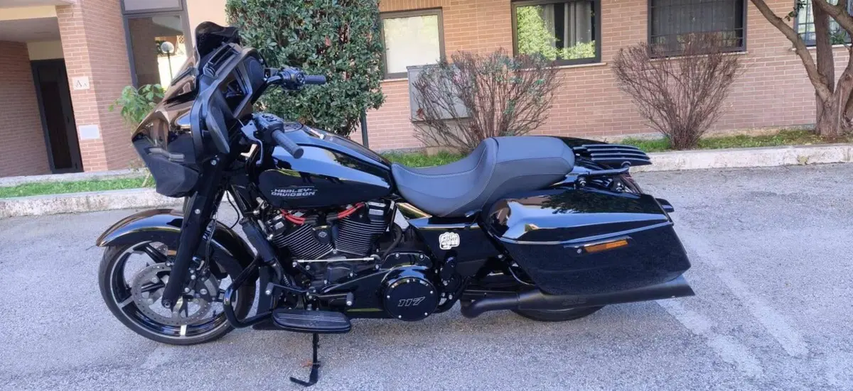Harley-Davidson Street Glide (2024 - 26) (3)