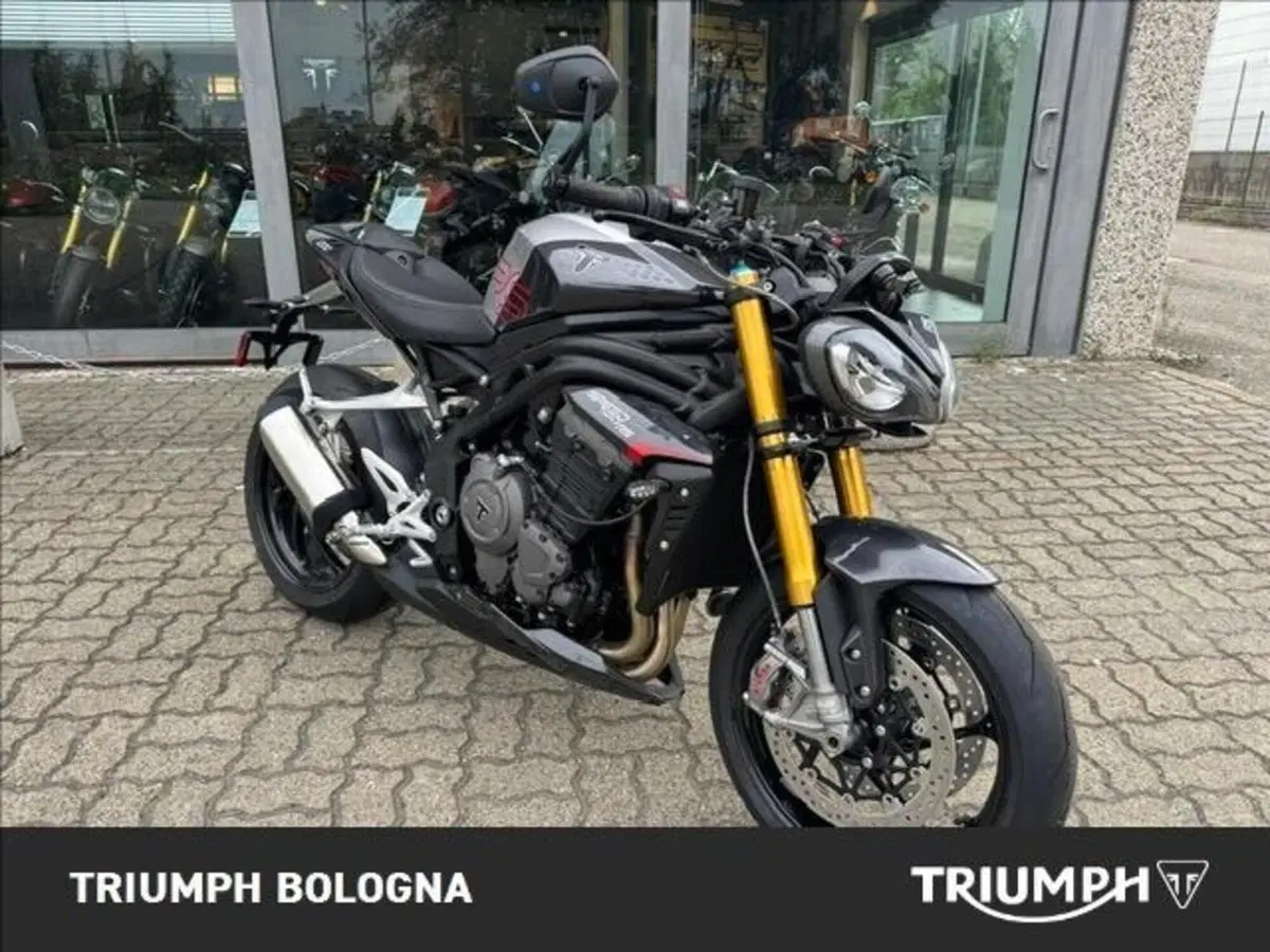 Triumph Speed Triple 1200 RS (2025 - 26) (2)
