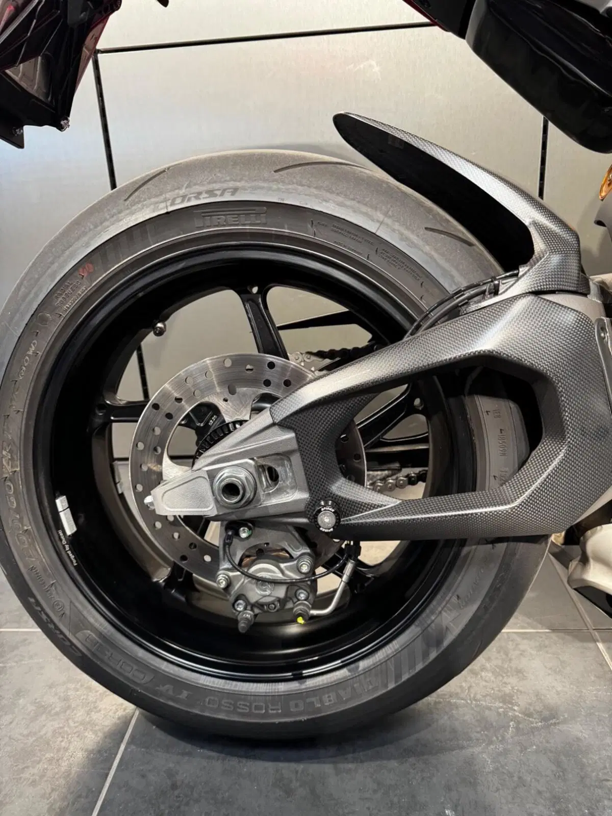 Ducati Streetfighter V4 S (2025 - 26) (13)