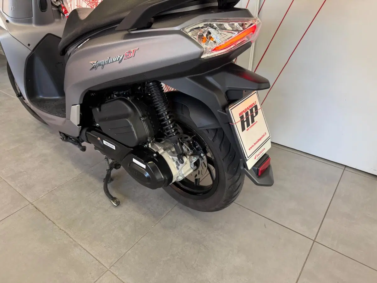 Sym Symphony 125 ST (2021 - 24) (15)
