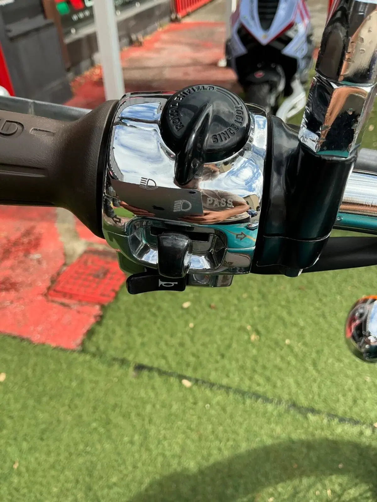 Royal Enfield Classic 650 (2025 - 26) (17)