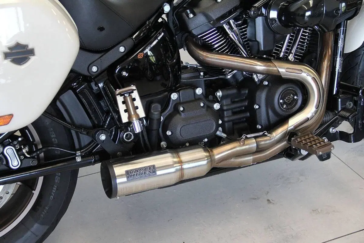 Harley-Davidson Low Rider ST (2022 - 24) (4)