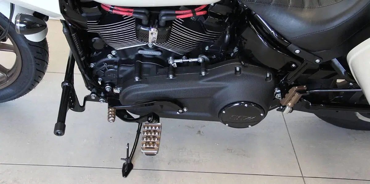 Harley-Davidson Low Rider ST (2022 - 24) (13)