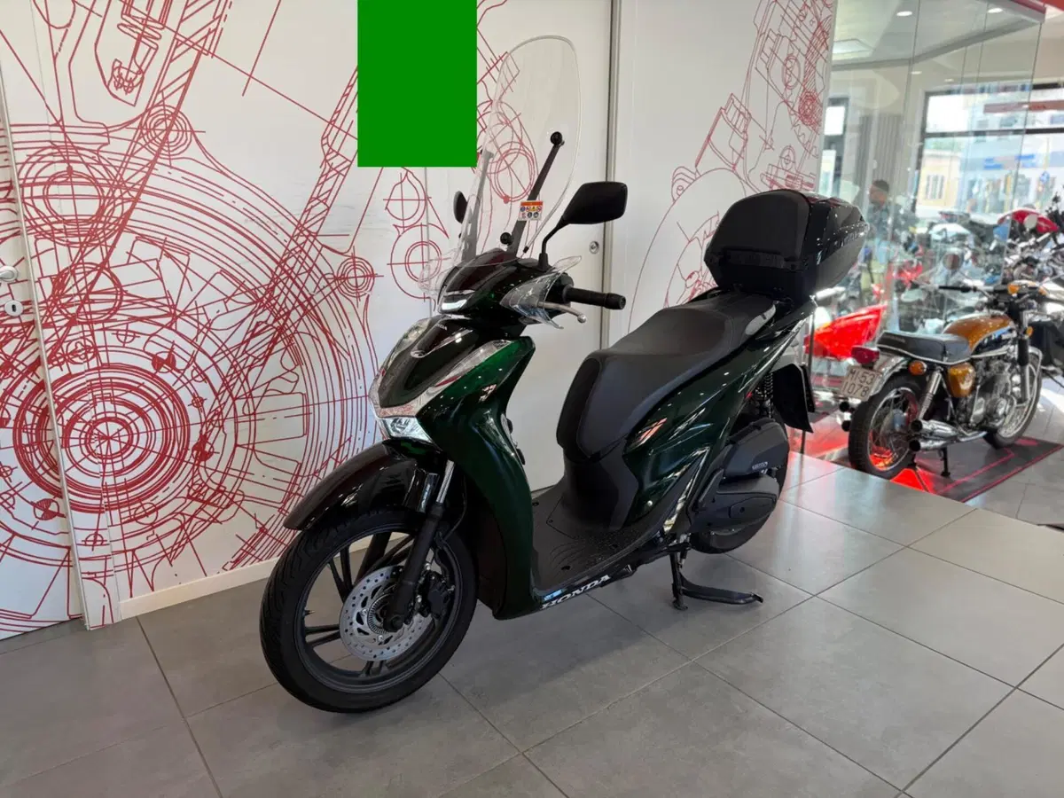 Honda SH 125i Vetro (2024 - 25) (5)