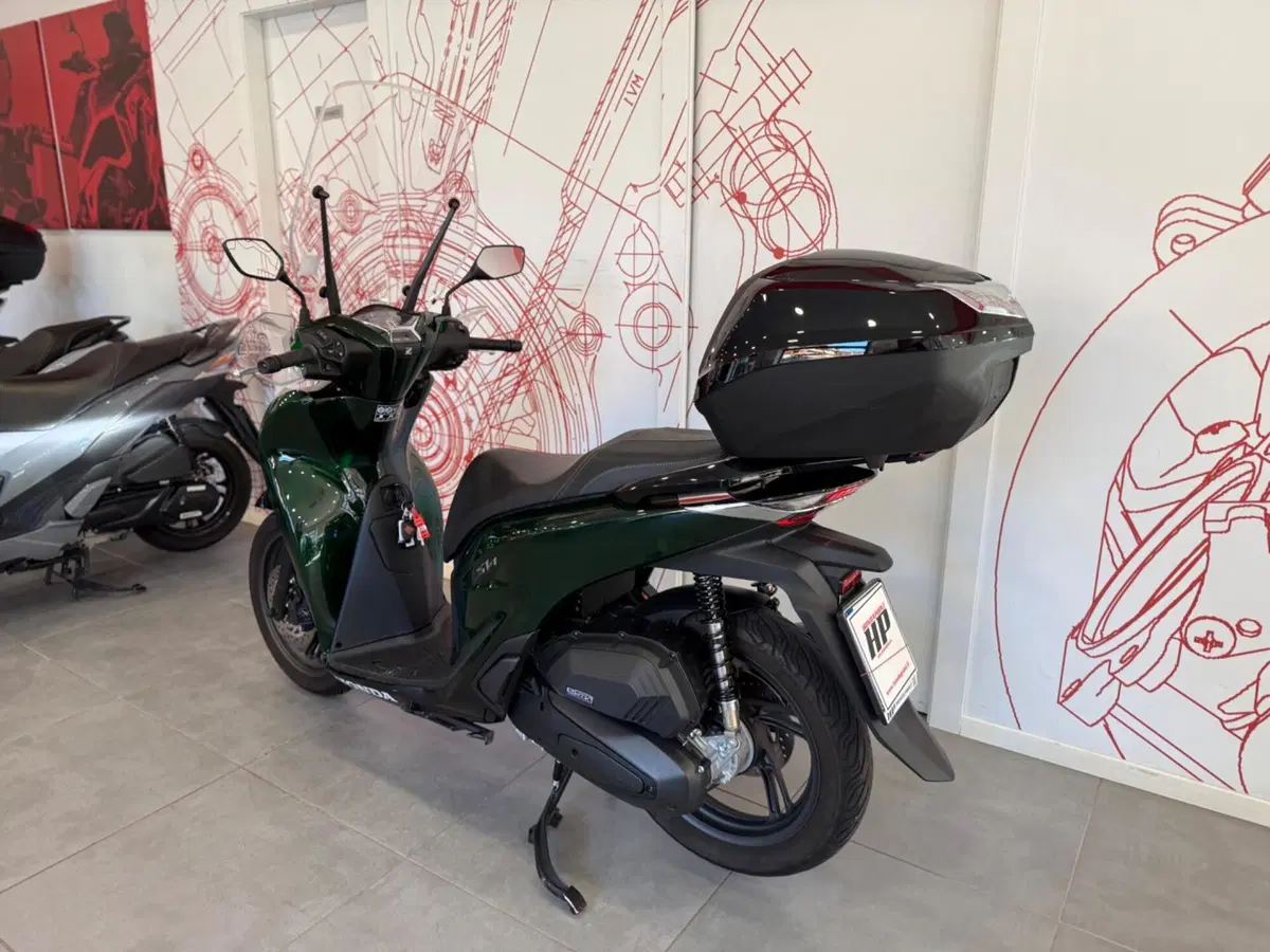 Honda SH 125i Vetro (2024 - 25) (6)